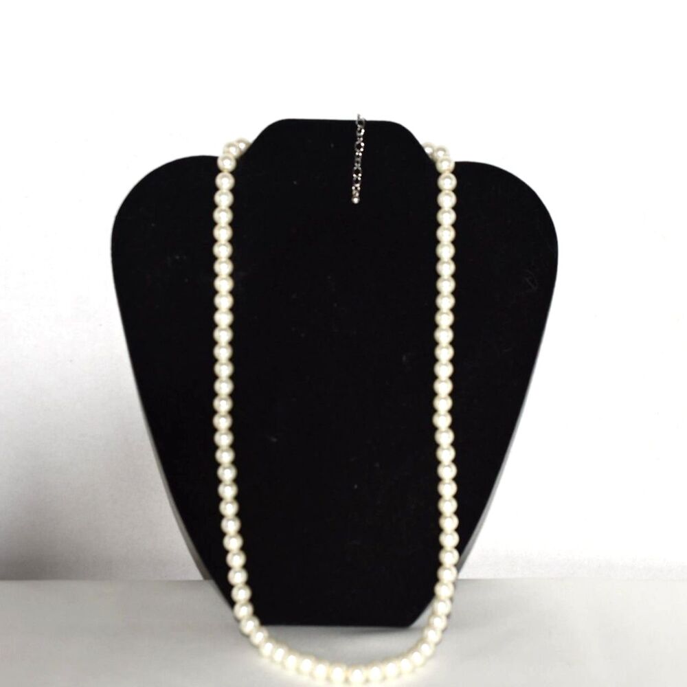 Vintage Stunning 1960's-70's Crown Trifari Faux Pearl 23" Wedding Party Necklace